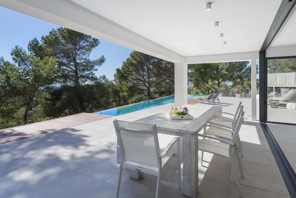 Villa Sky Gallery Image 2