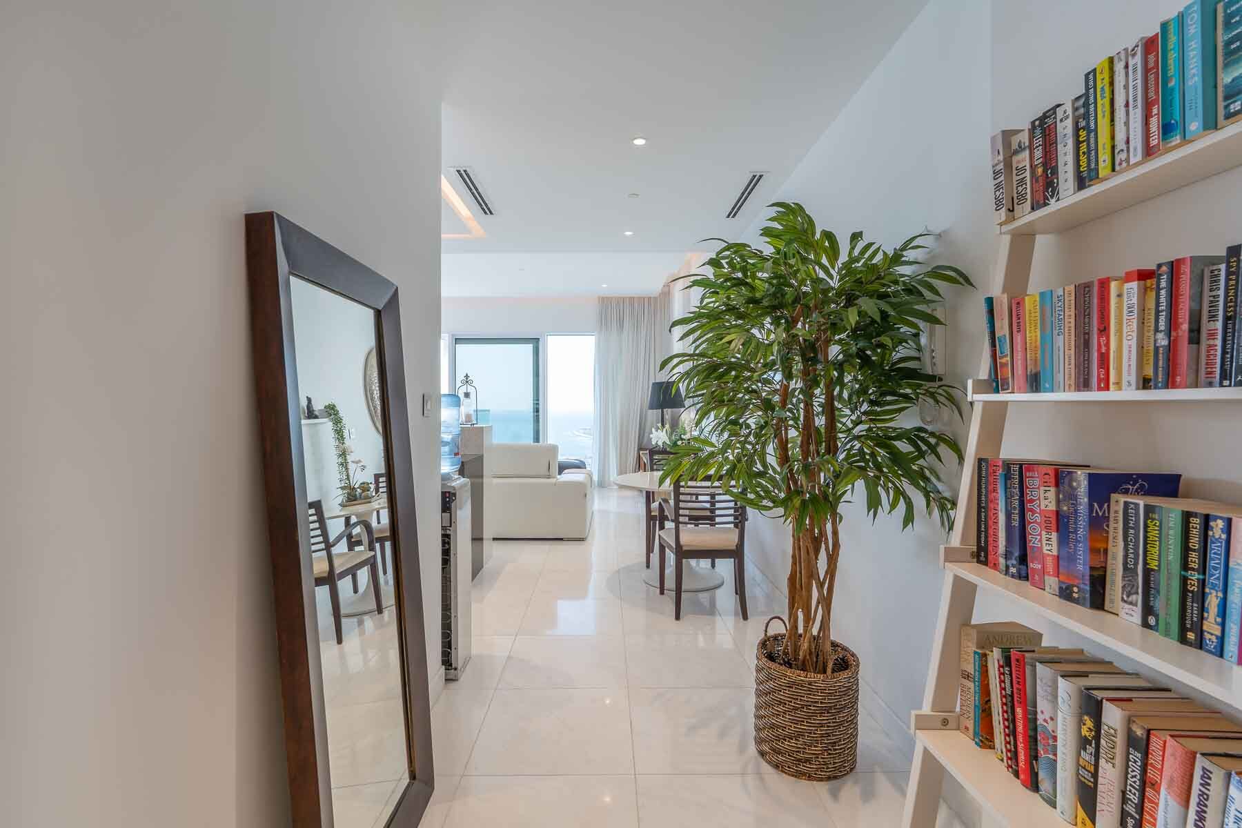 1 JBR Gallary Image 6