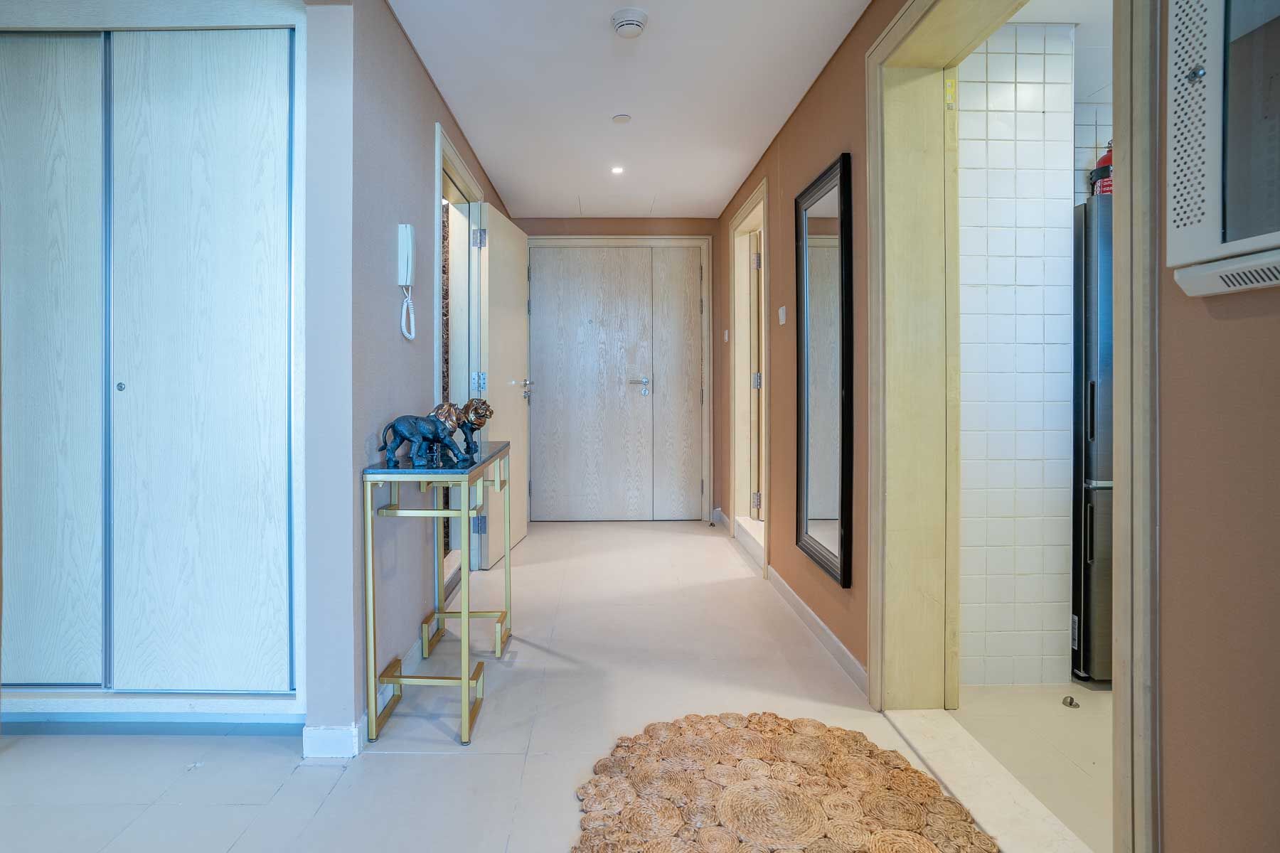 Al Bateen Residence Gallery Image 3
