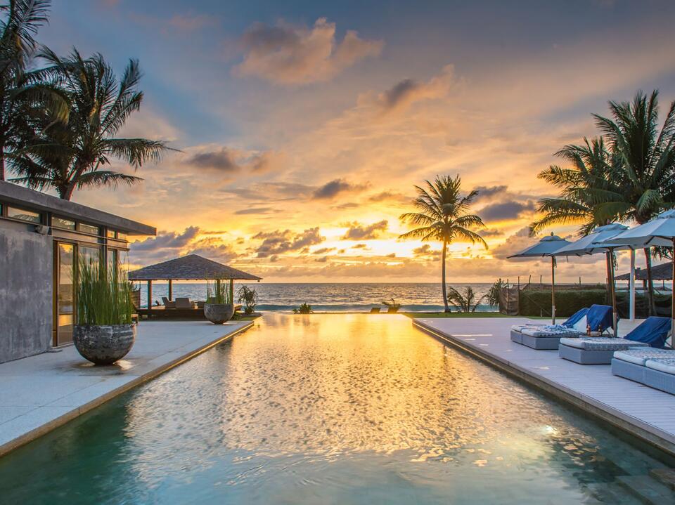 39 BDR Beachfront Estate Gallery Image 2