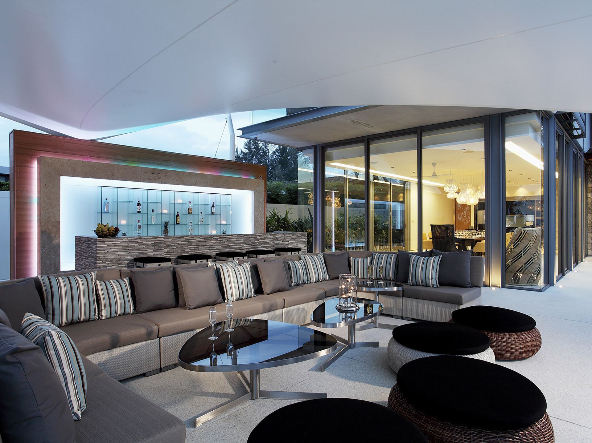 Beachfront Oasis Gallary Image 3