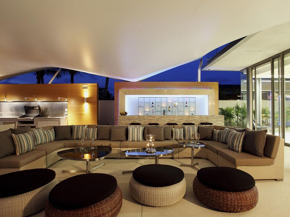 Beachfront Oasis Gallery Image 2