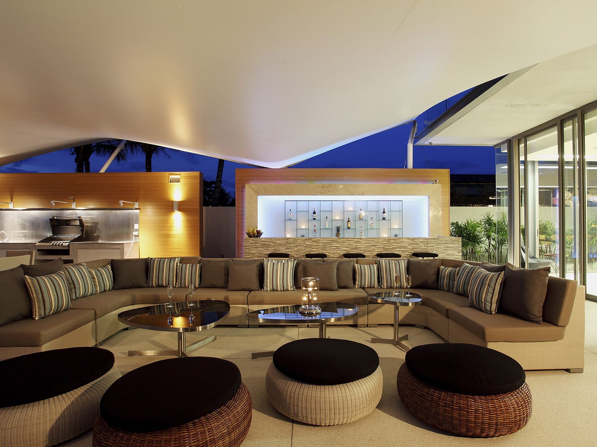 Beachfront Oasis Gallary Image 2
