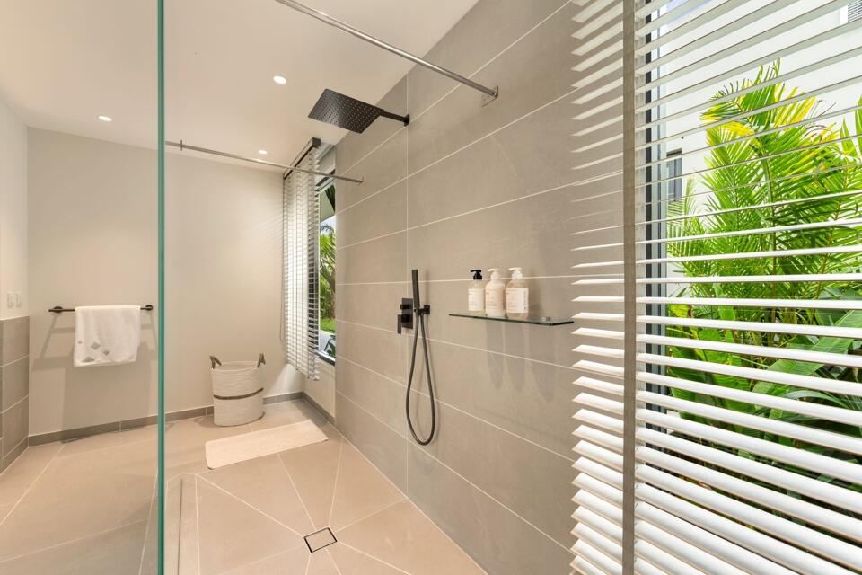 Grand Beach Estate Gallery Image 3
