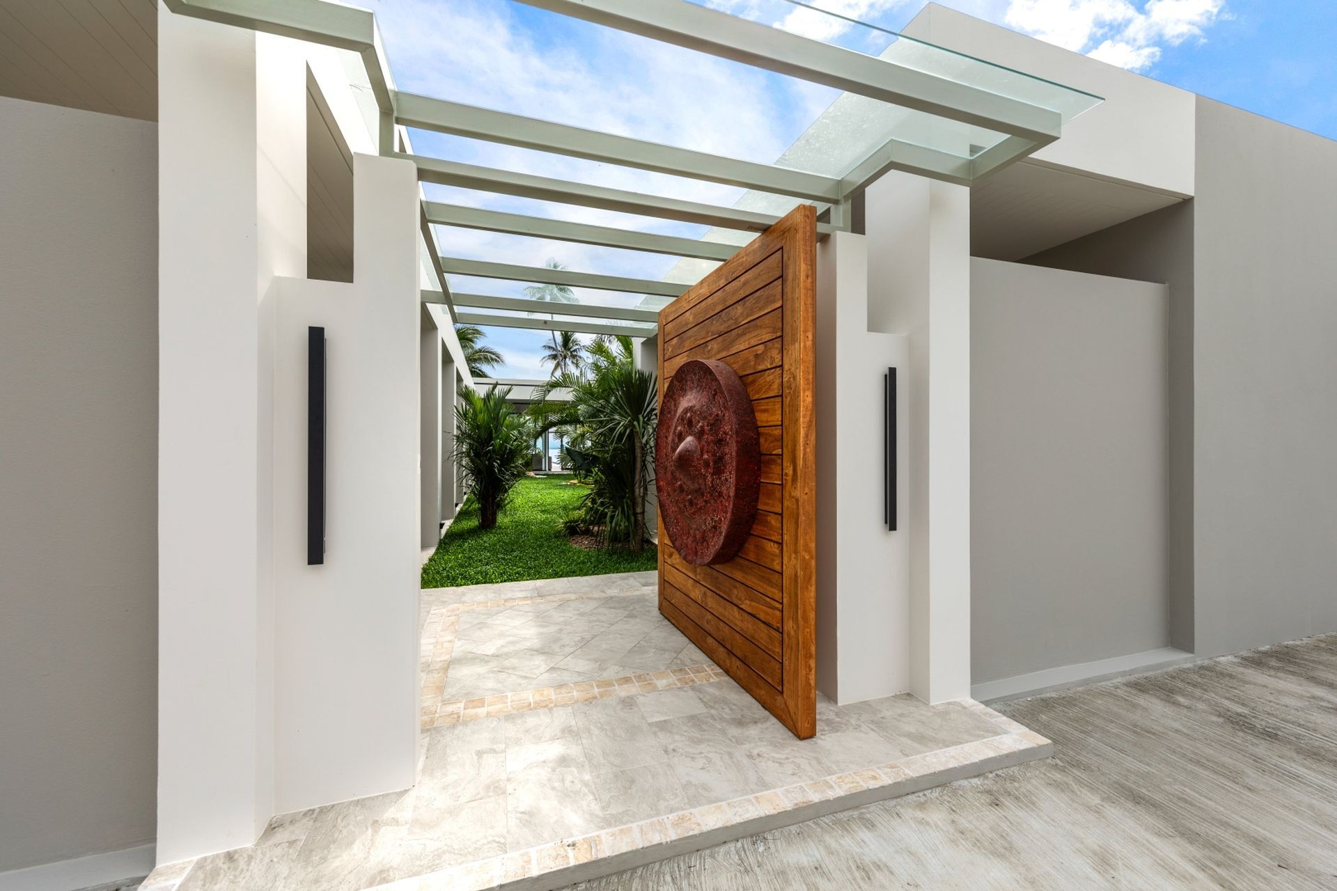Grand Beach Estate Gallary Image 6