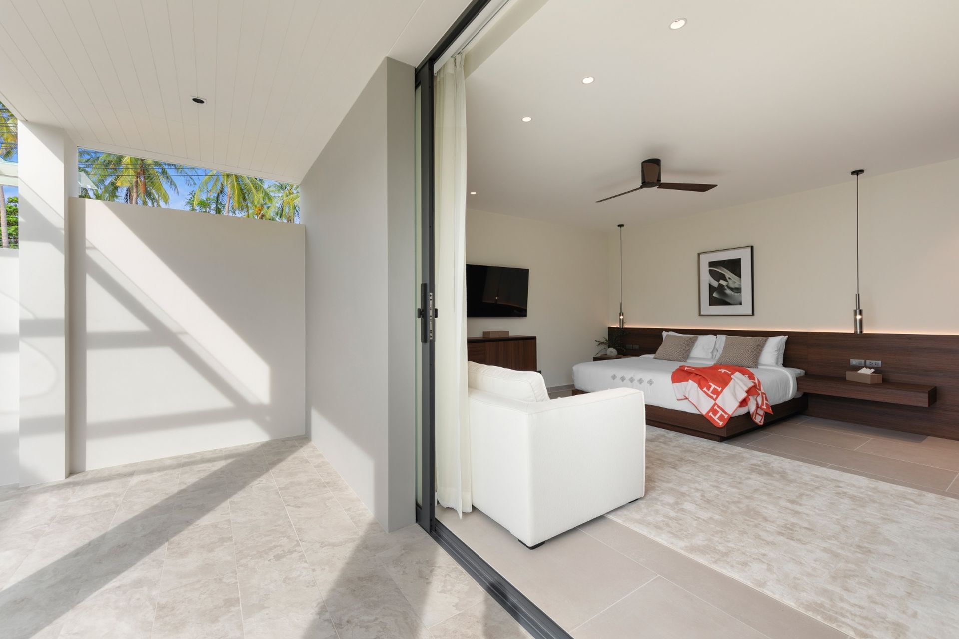 Grand Beach Estate Gallary Image 3