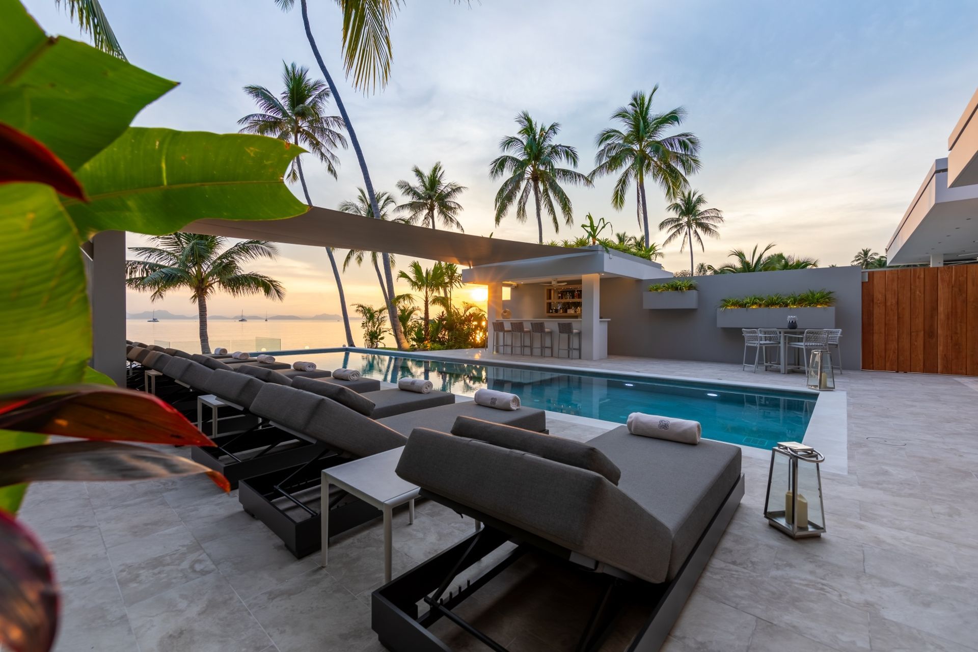 Grand Beach Estate Gallary Image 1