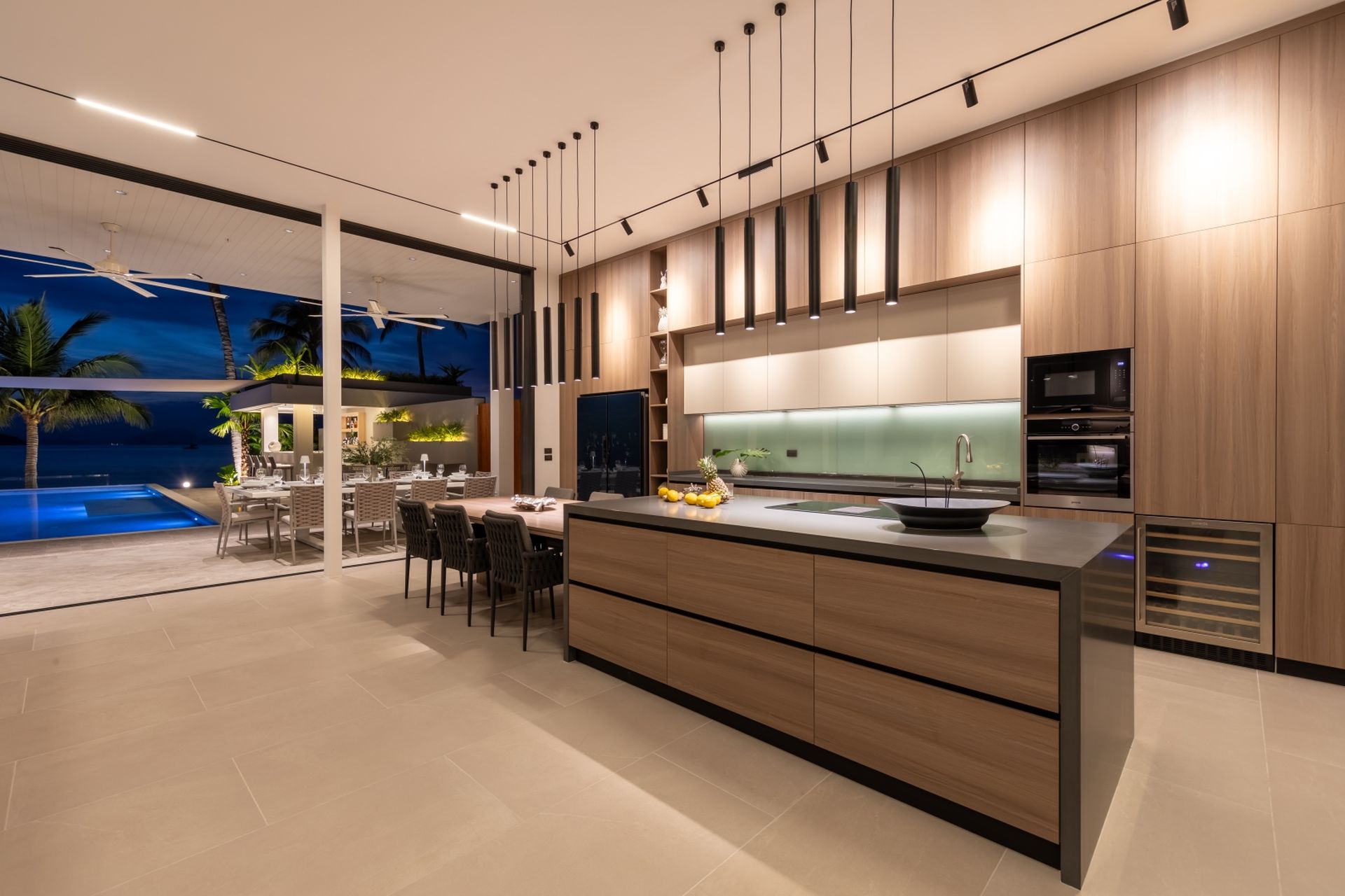 Grand Beach Estate Gallary Image 2