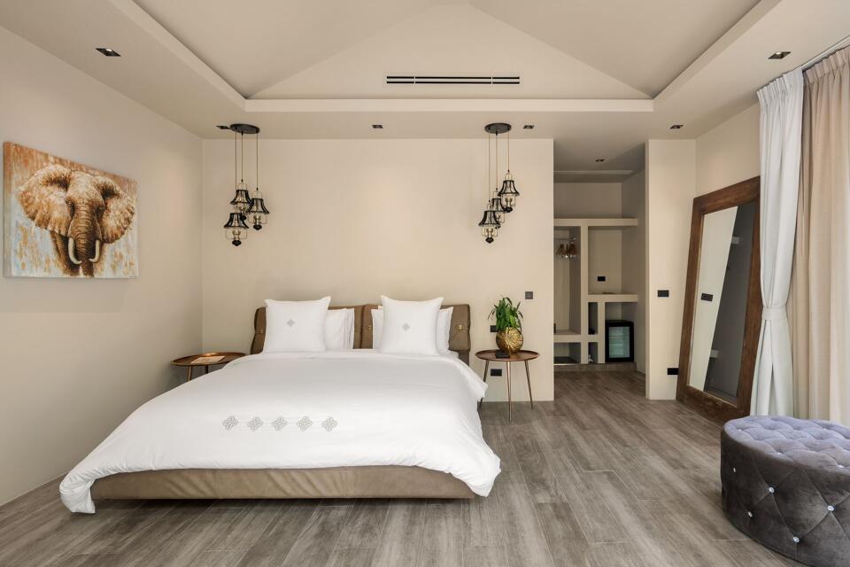 Odyssey Mansion Gallery Image 3