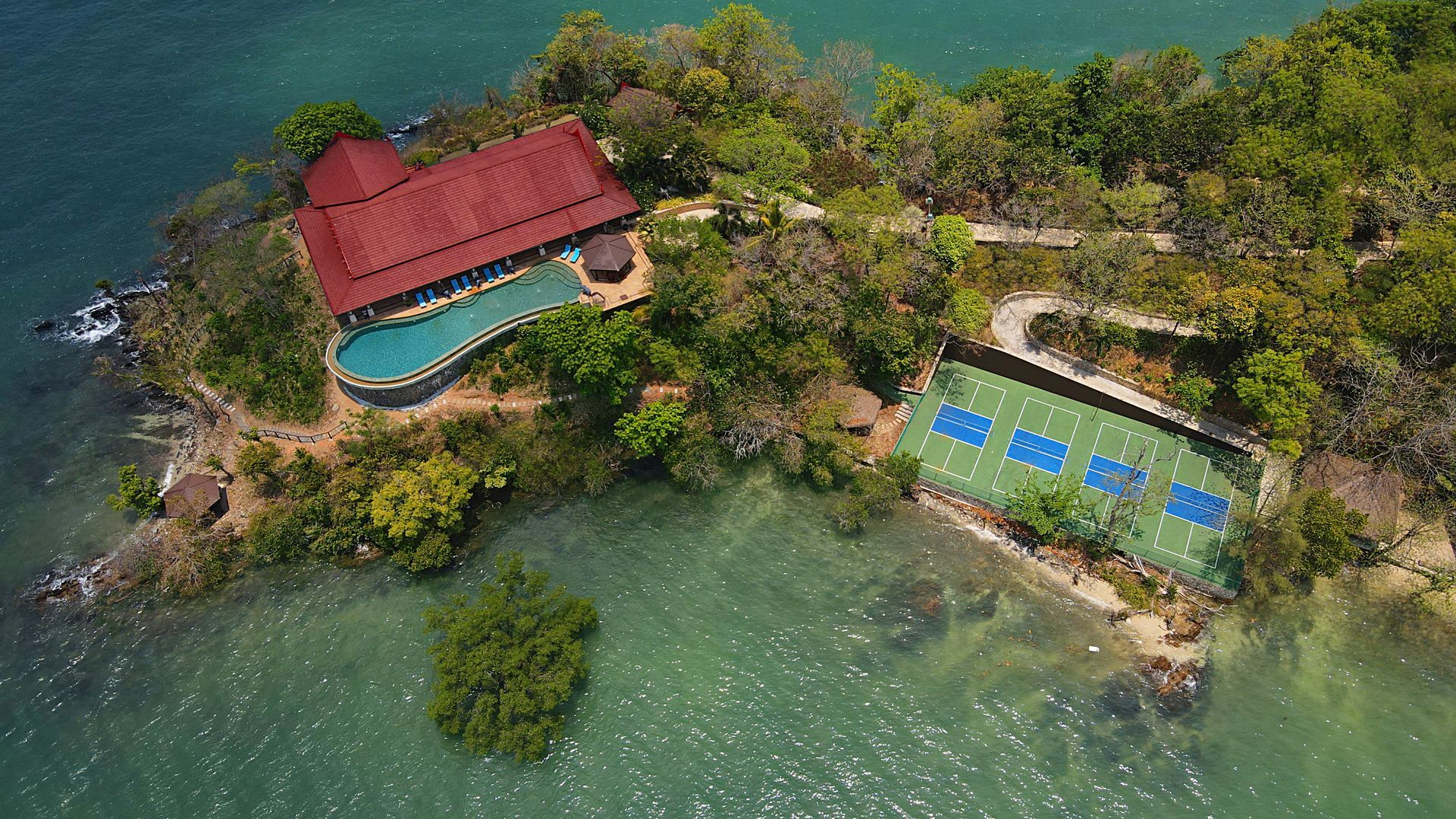 Paradise Private Island Gallary Image 1
