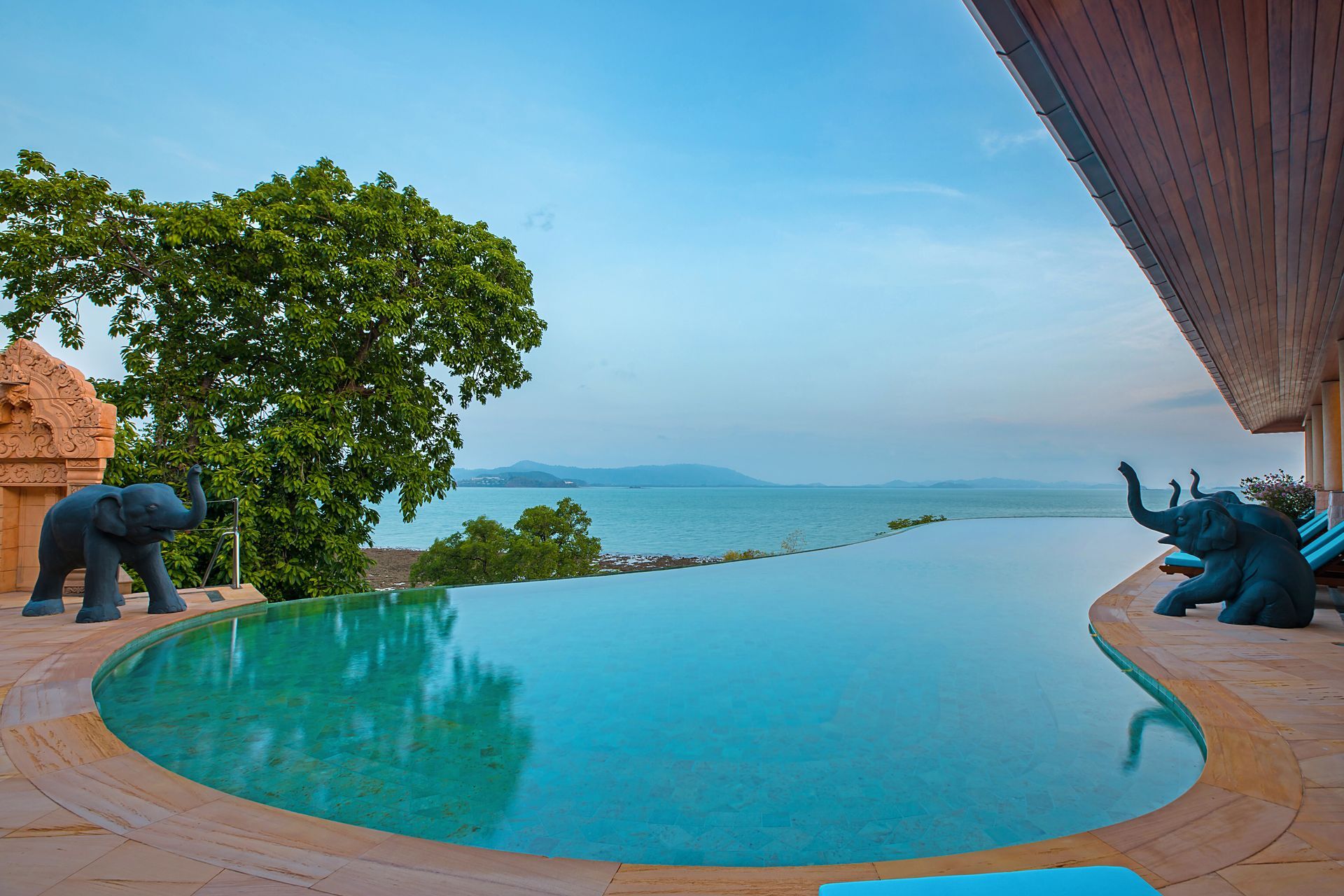 Paradise Private Island Gallary Image 2