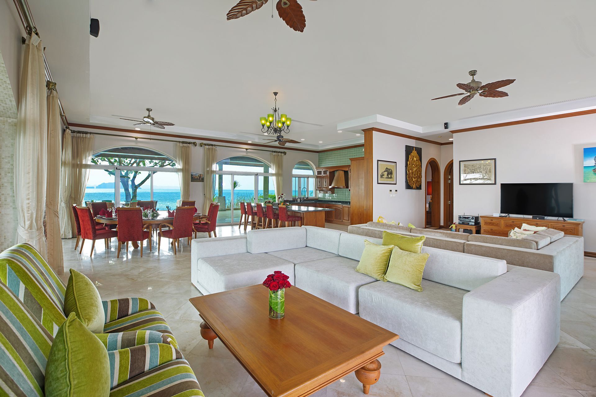 Paradise Private Island Gallary Image 2