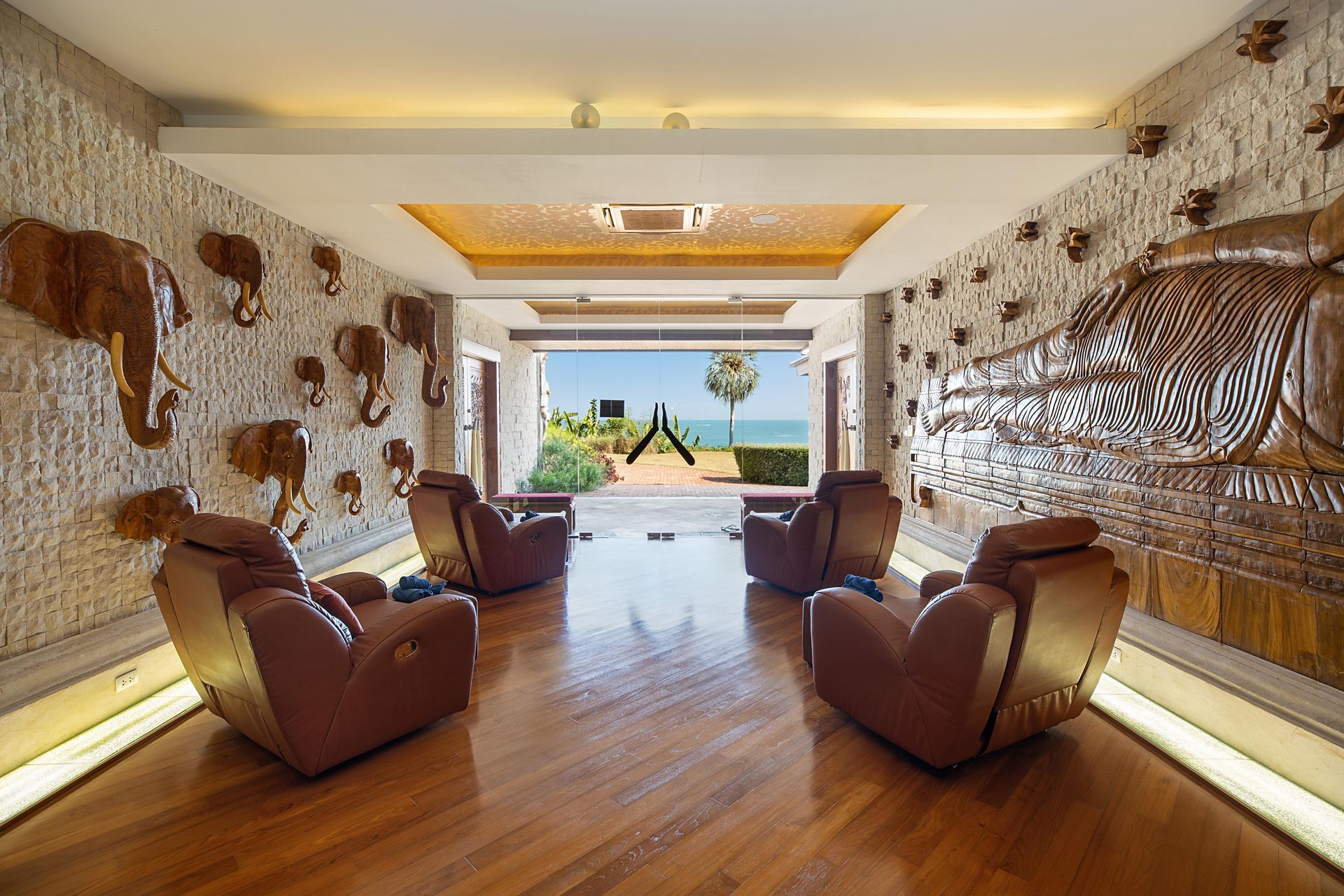 Paradise Private Island Gallary Image 5
