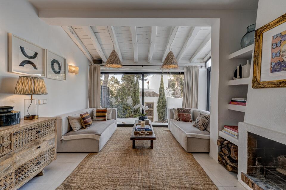 Can Rosalie Gallery Image 3
