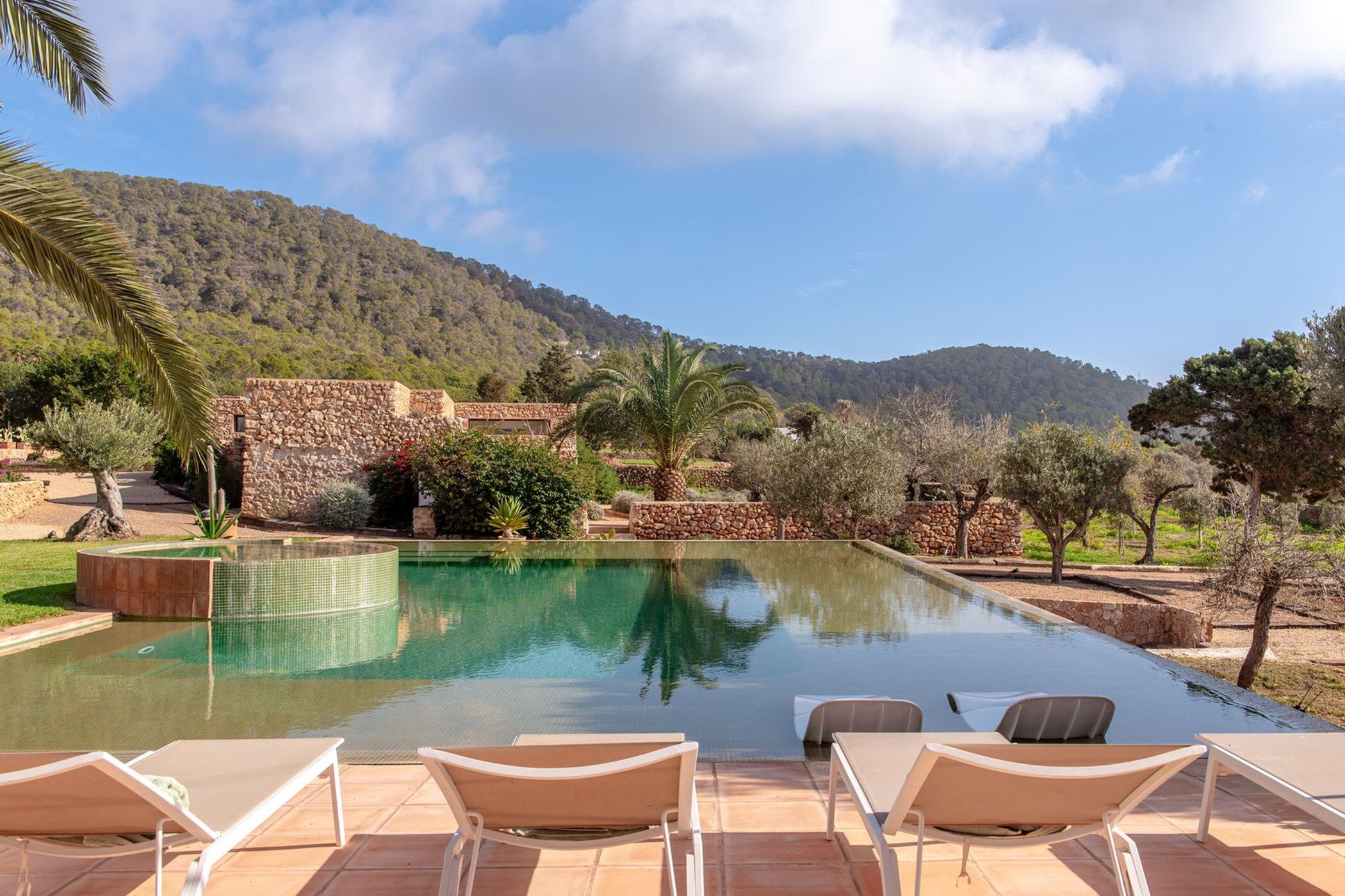 can-vista-cala-jondal-image-2