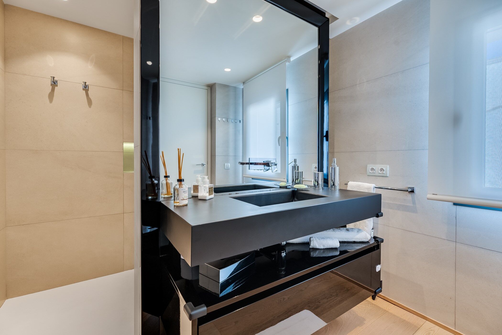Puerto Banus Allure Gallary Image 1