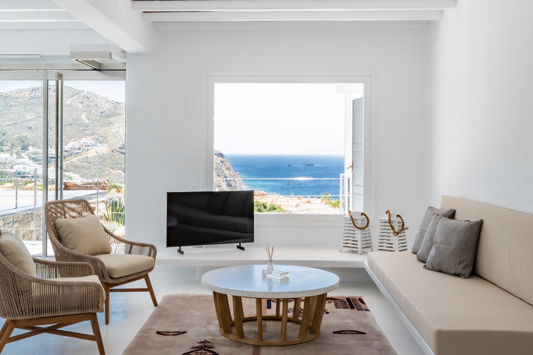 Salty Villa Gallary Image 2