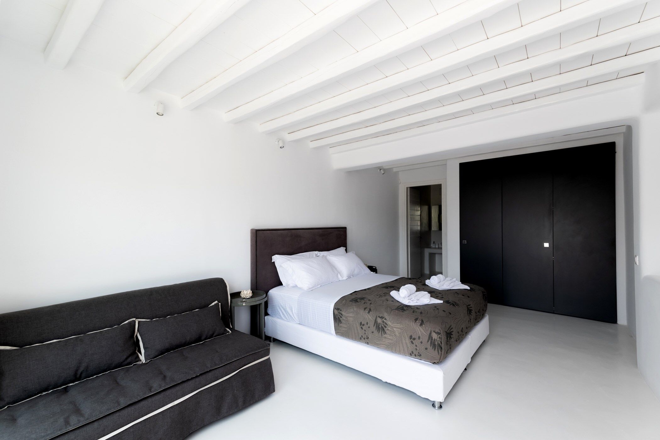 Salty Villa Gallary Image 6