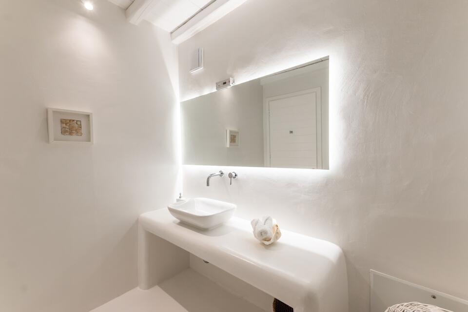 Salty Villa Gallery Image 1