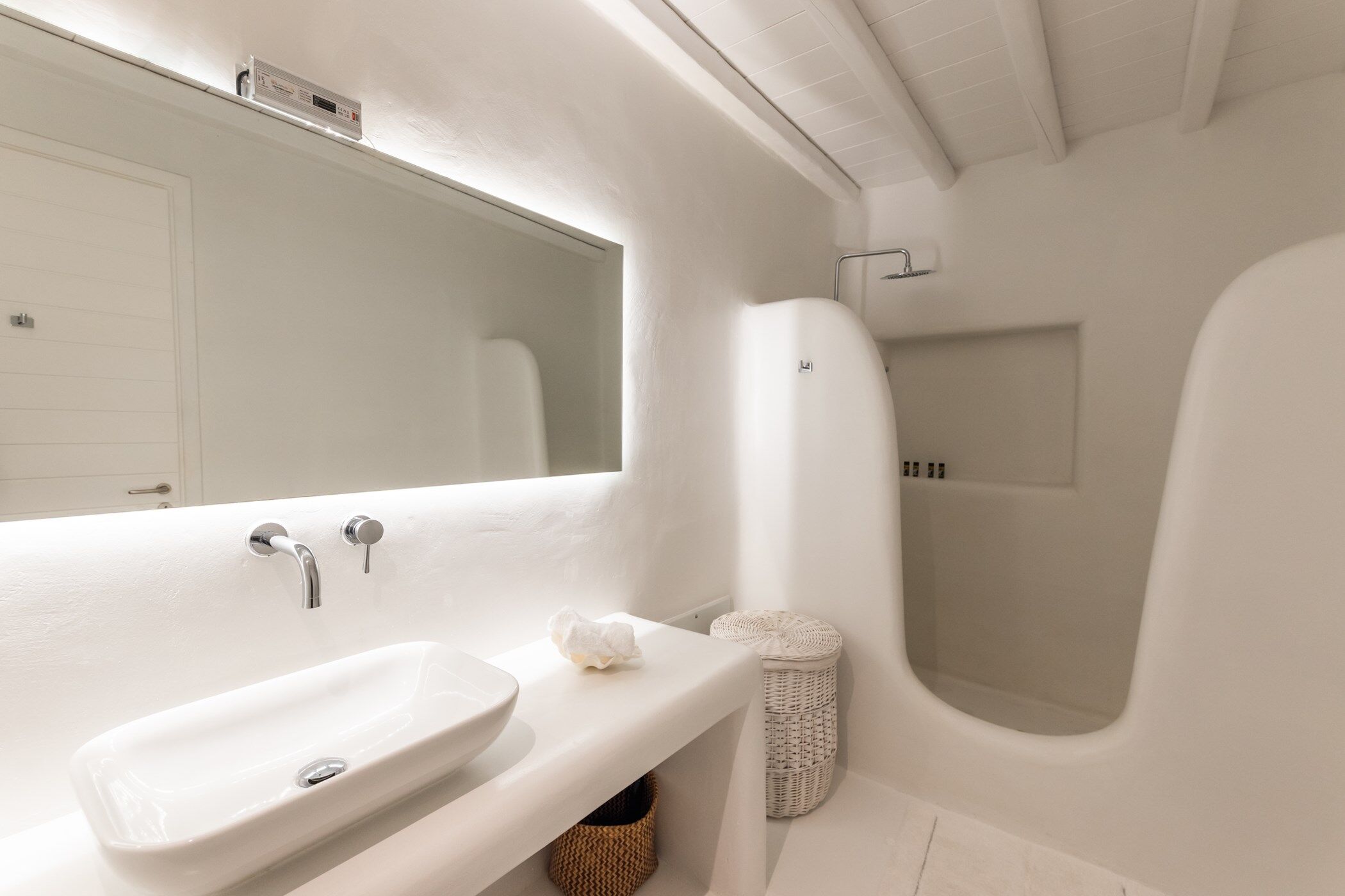 Salty Villa Gallary Image 2
