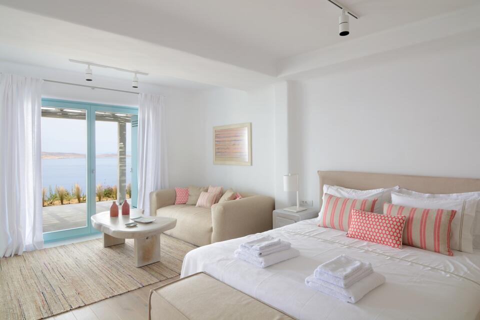 Sea Breeze Gallery Image 4