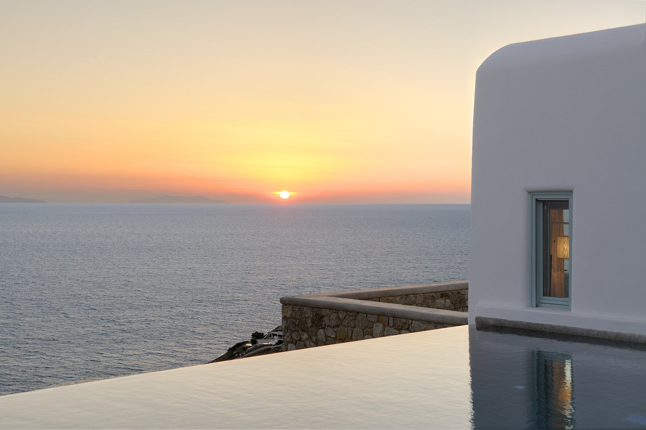 Sea Breeze Gallary Image 2
