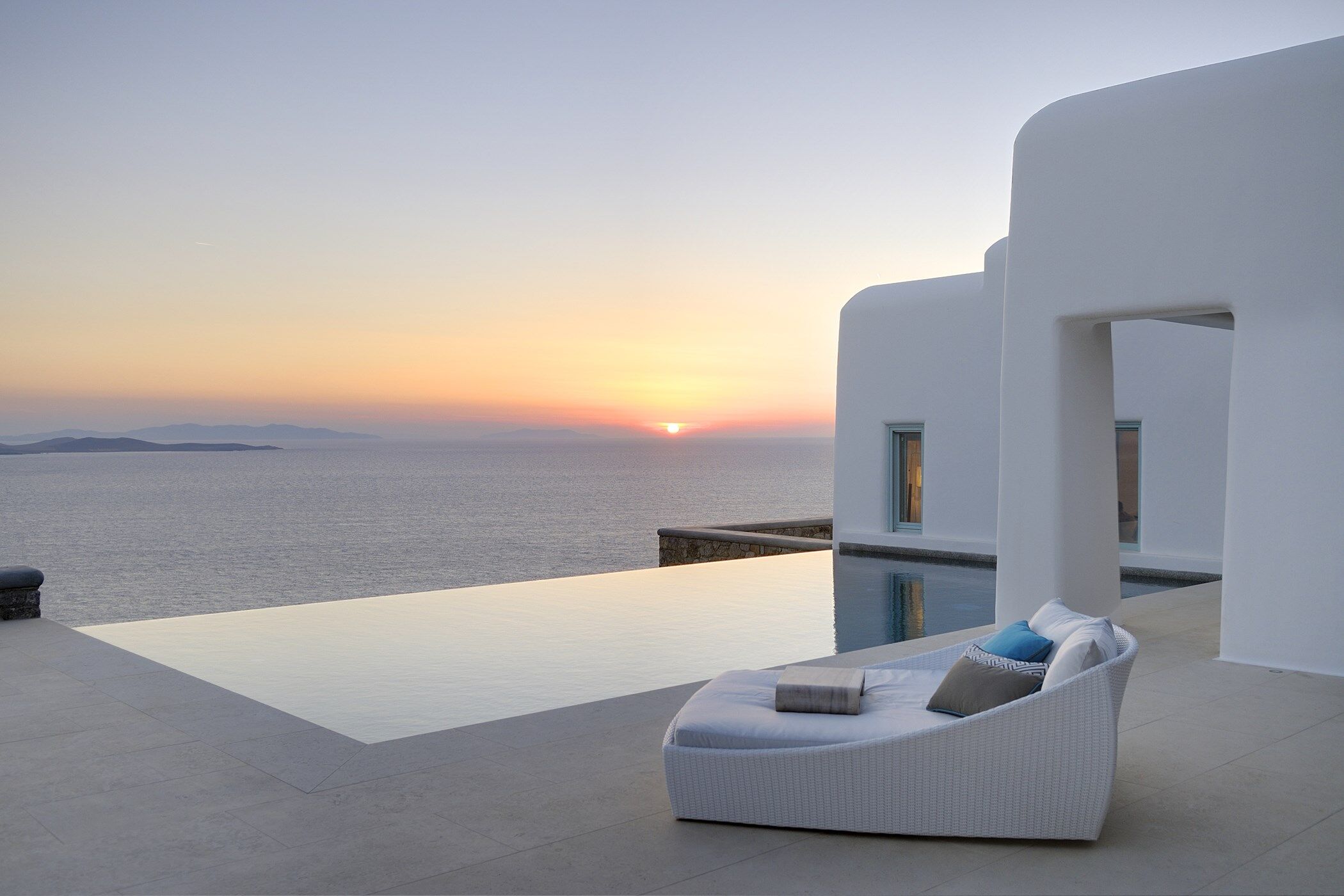 Sea Breeze Gallary Image 3