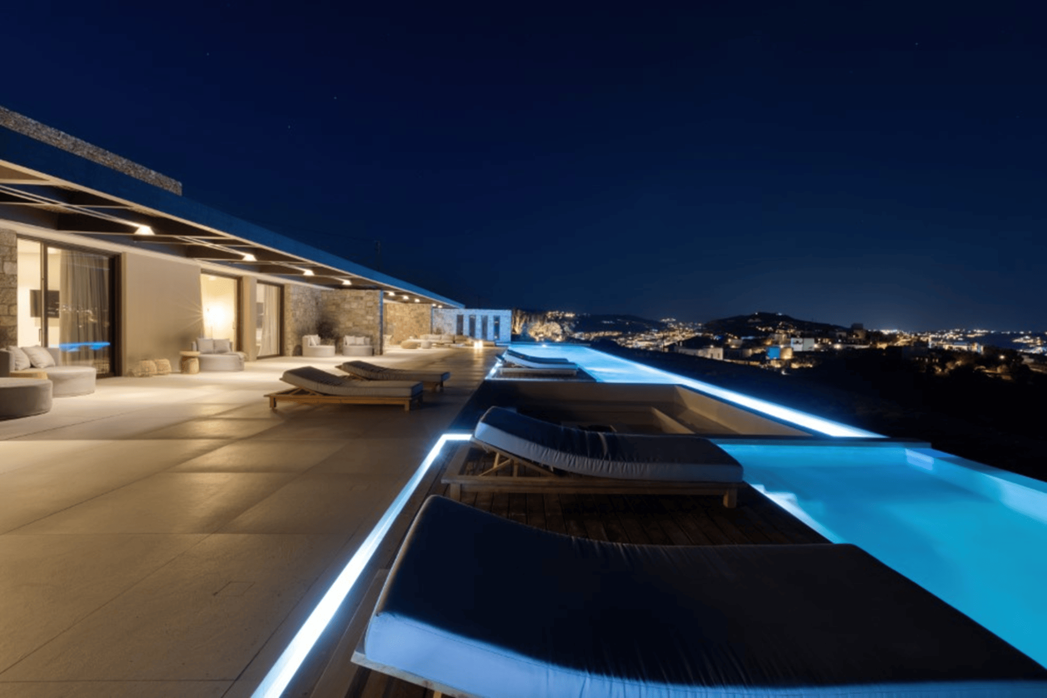Sea Heaven Mansion Gallary Image 1