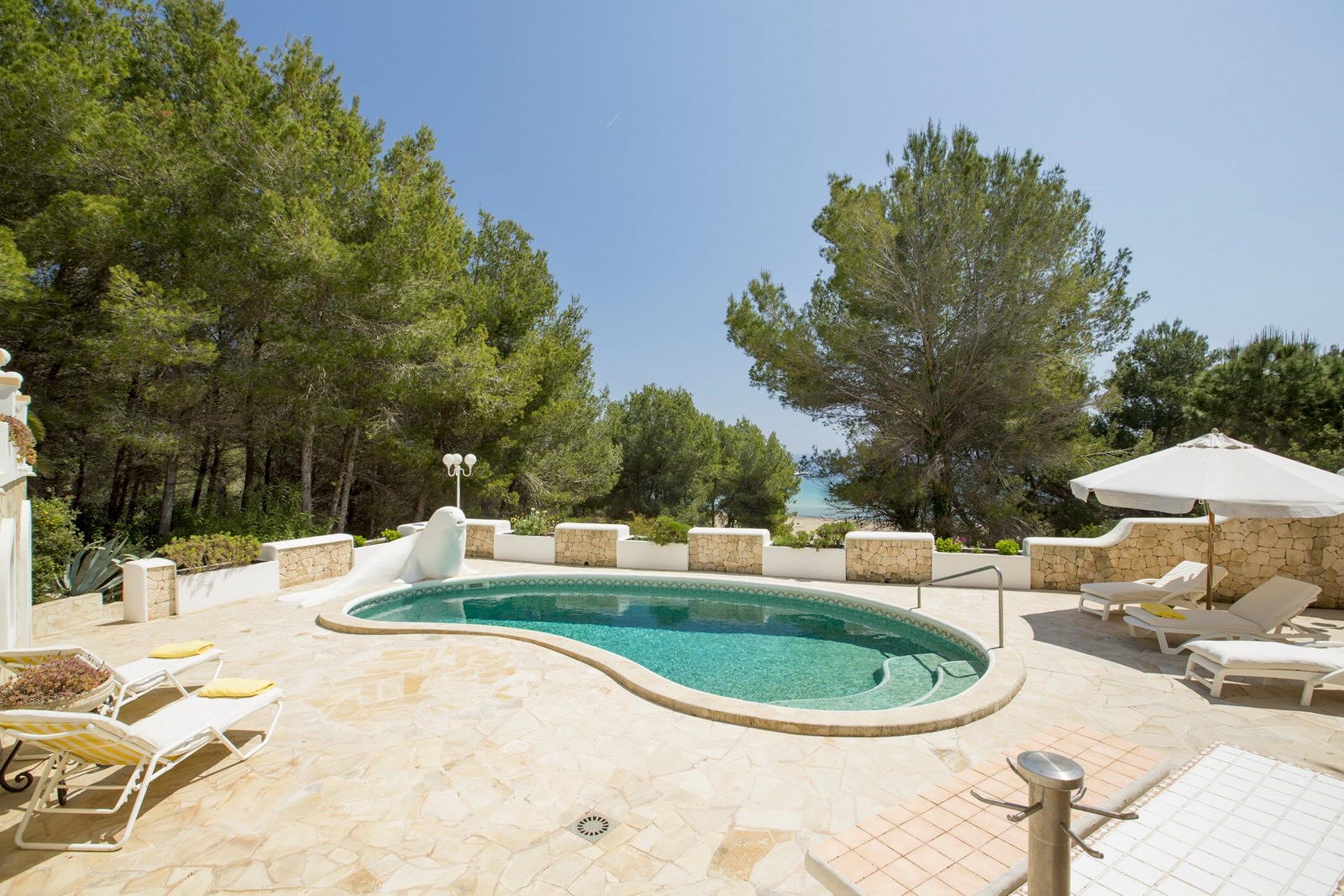 the-beach-house-cala-l-lenya-image-6