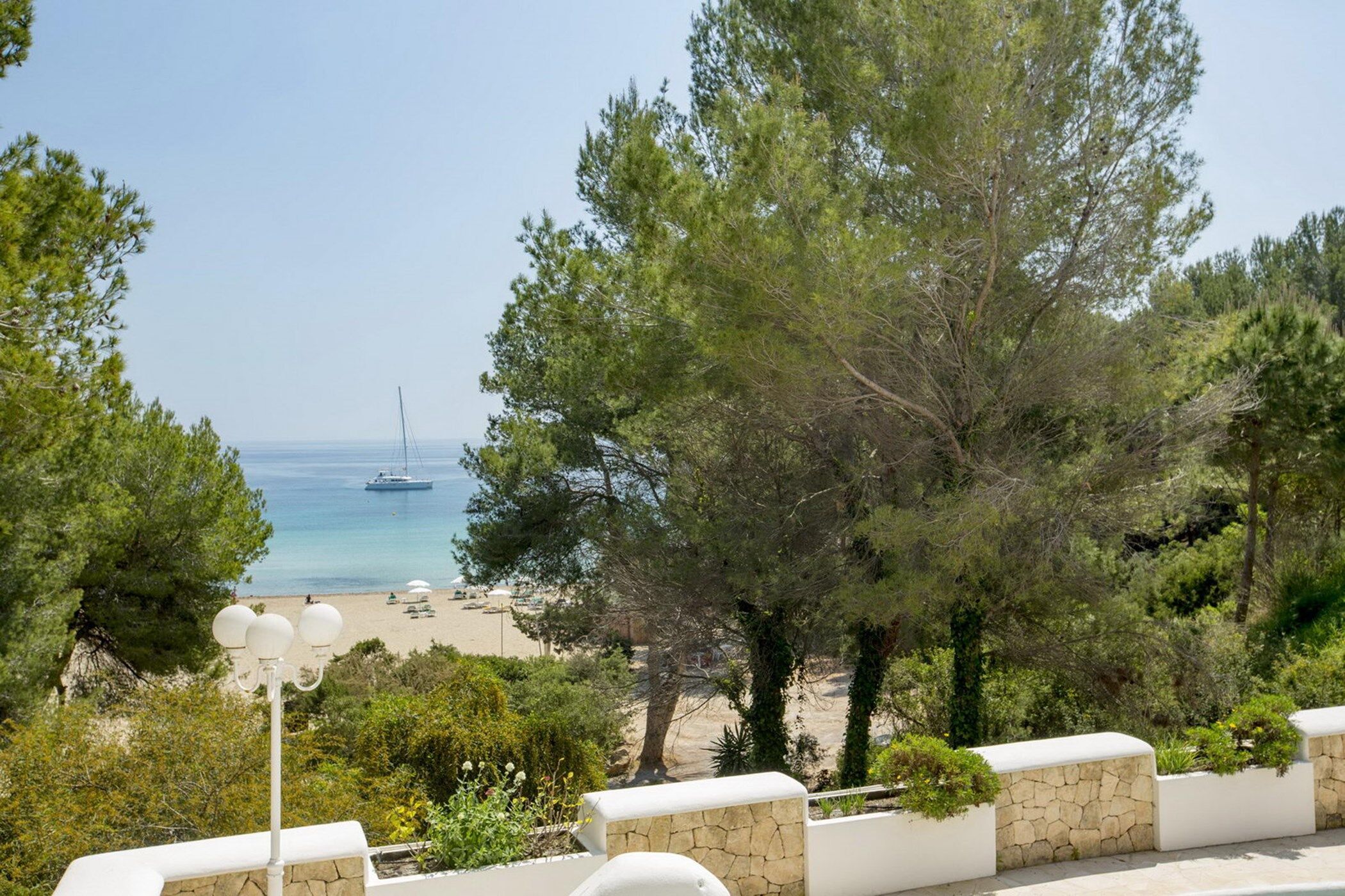 the-beach-house-cala-l-lenya-image-8