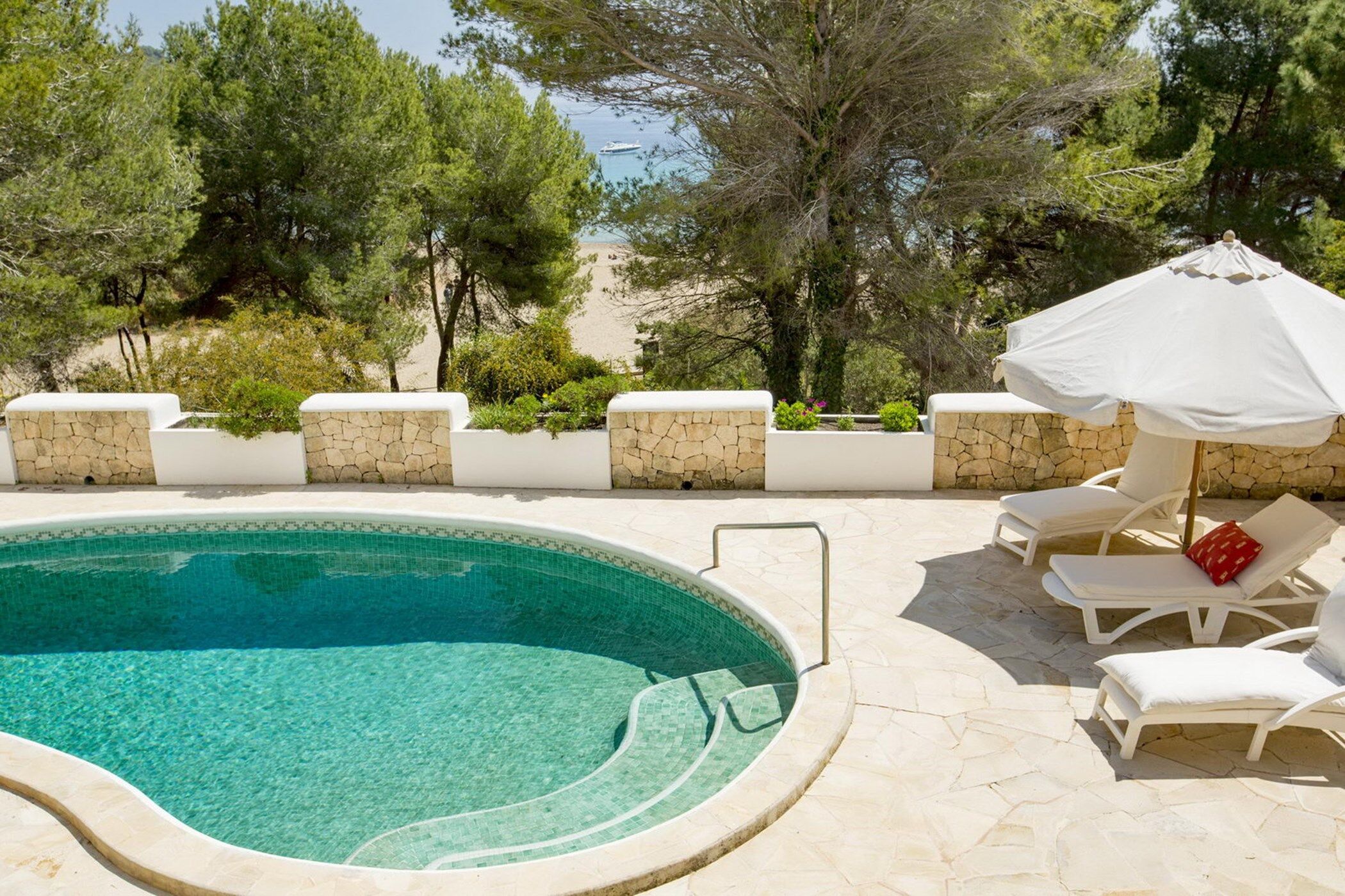 the-beach-house-cala-l-lenya-image-7