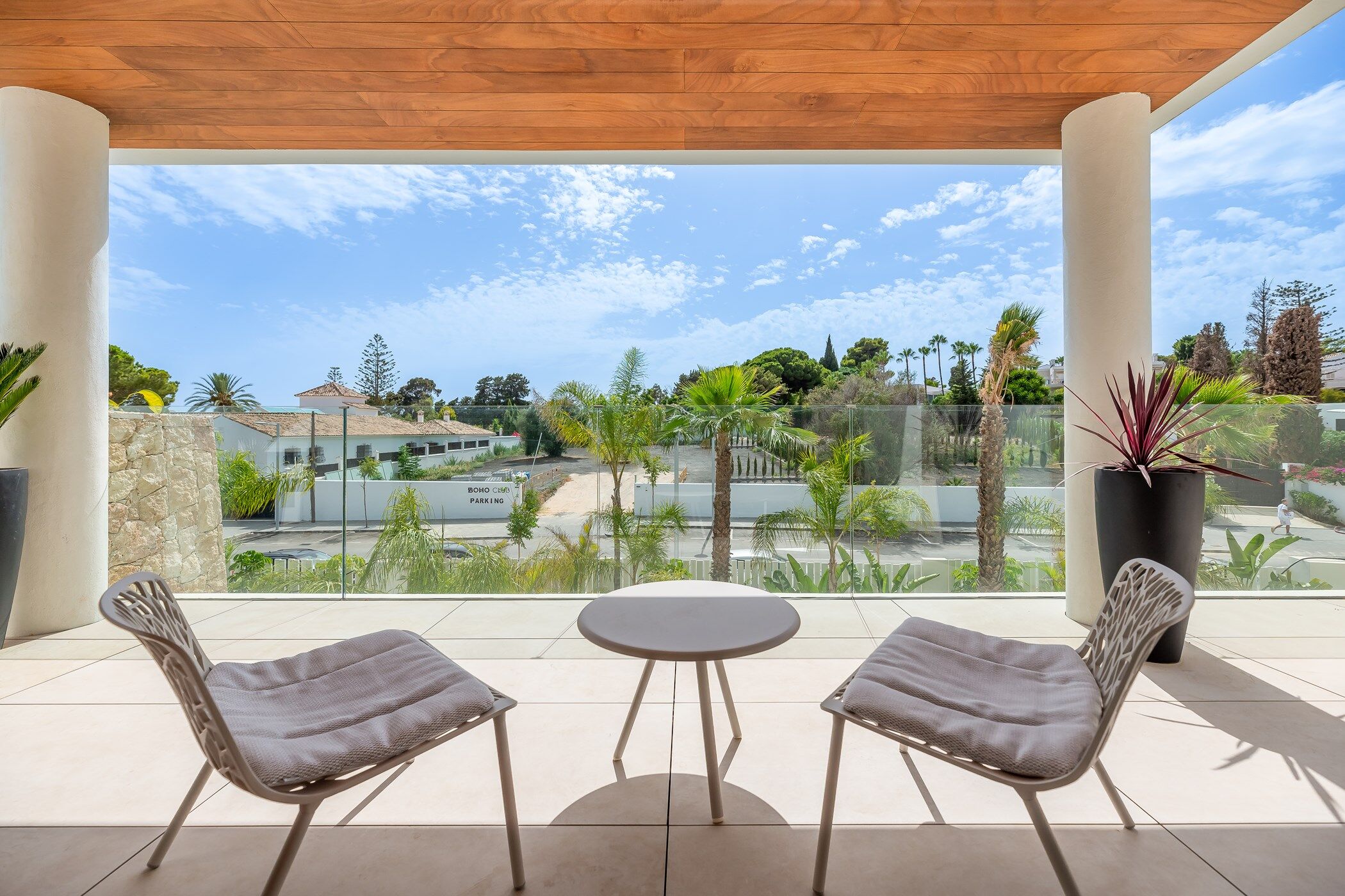 the-golden-penthouse-image-8