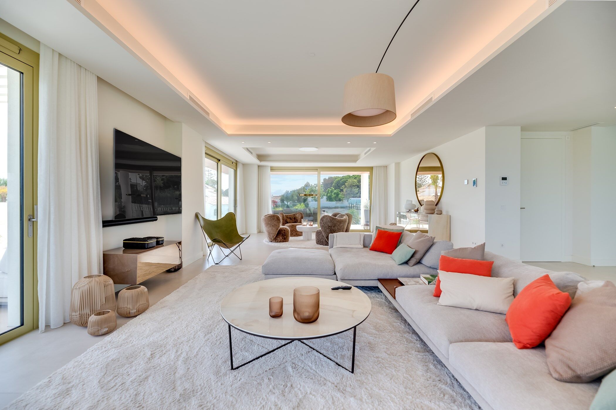the-golden-penthouse-image-10