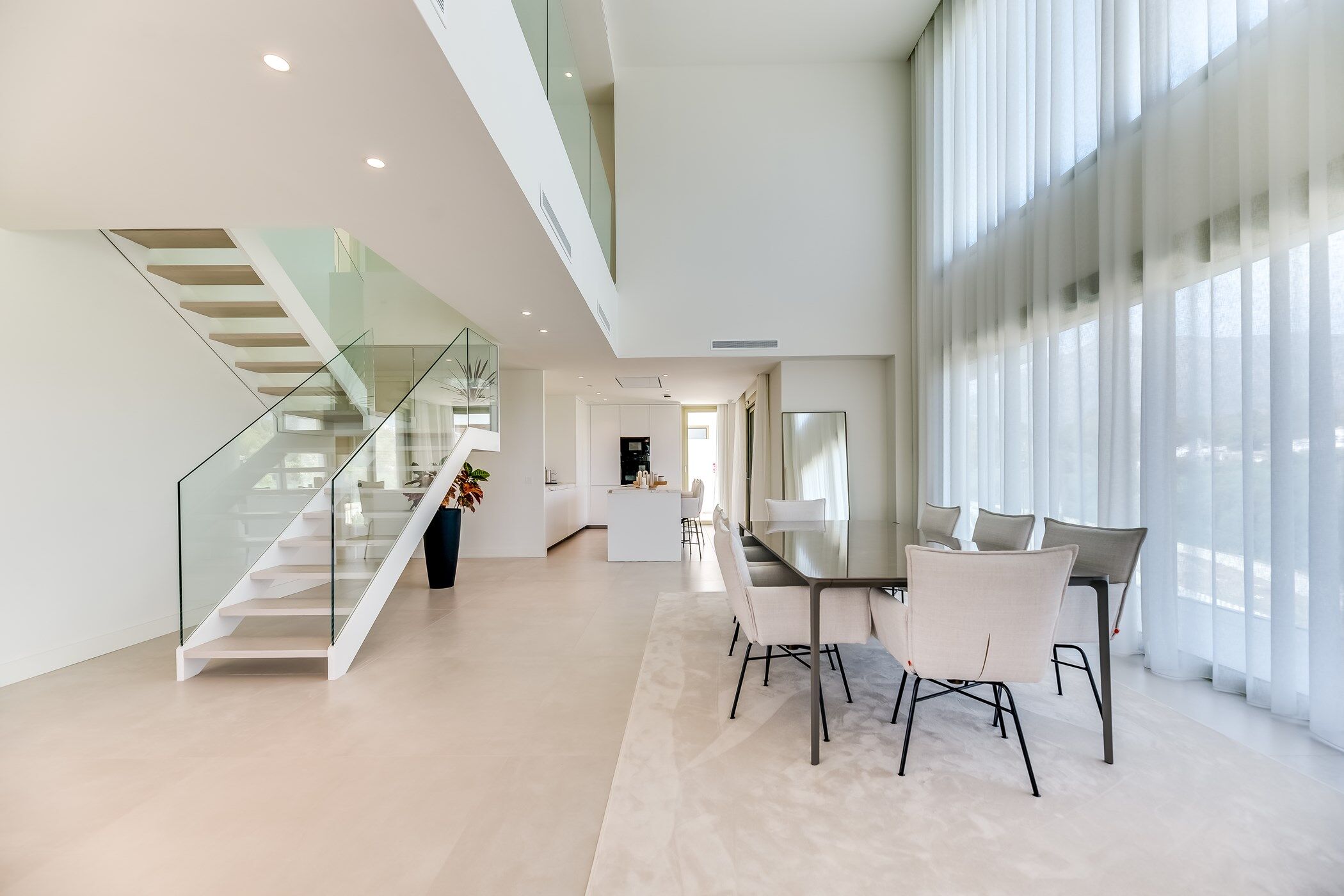 The Golden Penthouse Gallary Image 1