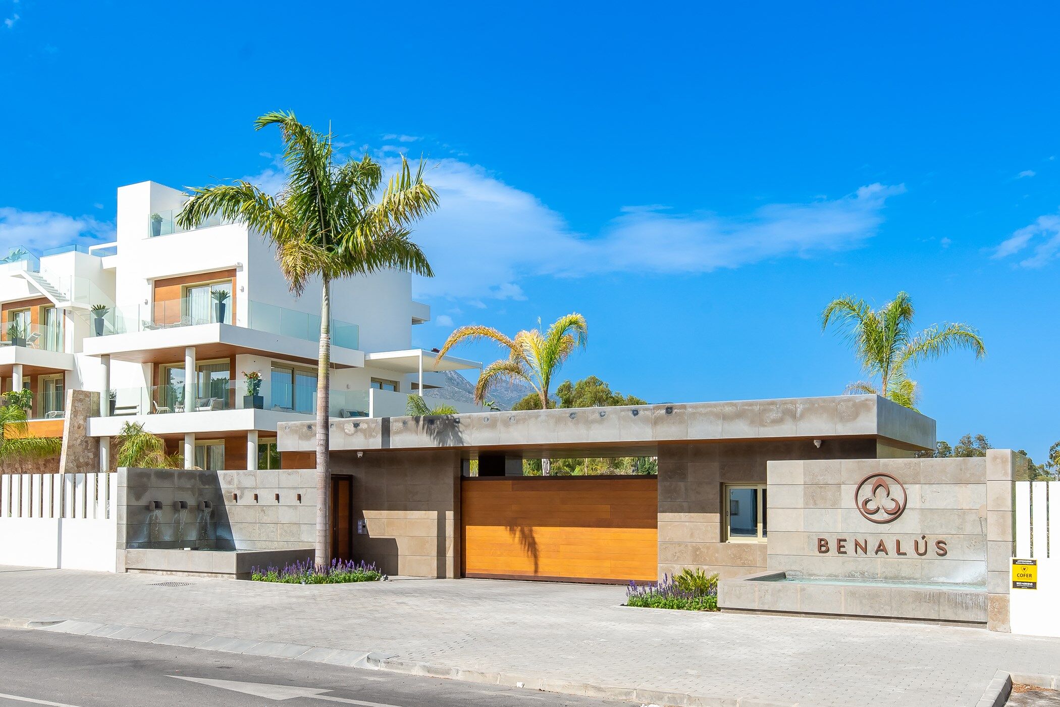 The Golden Penthouse Gallary Image 2