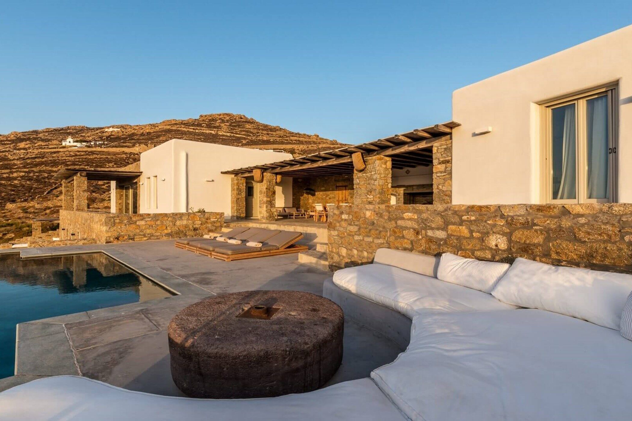 villa-amira-image-3