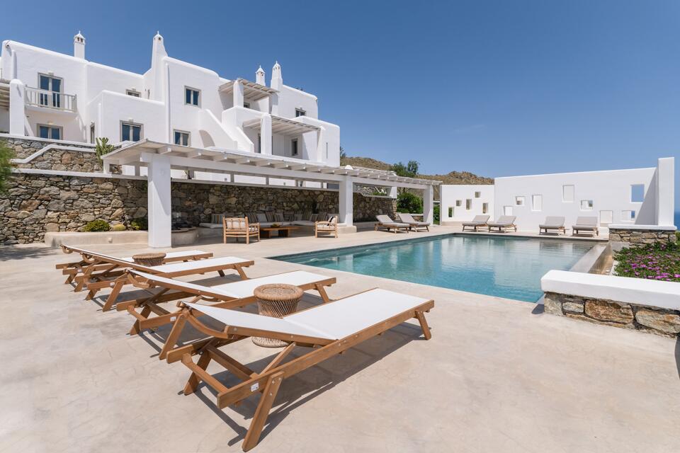 Villa Aquarius Gallery Image 1