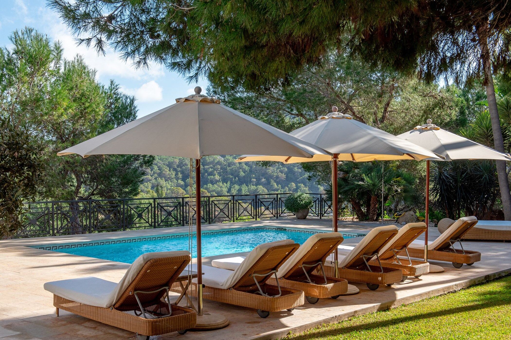 villa-azure-image-2