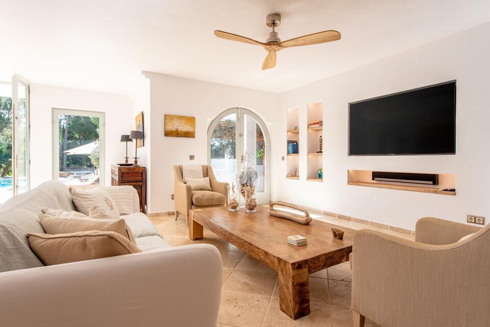 Villa Azure Gallery Image 1