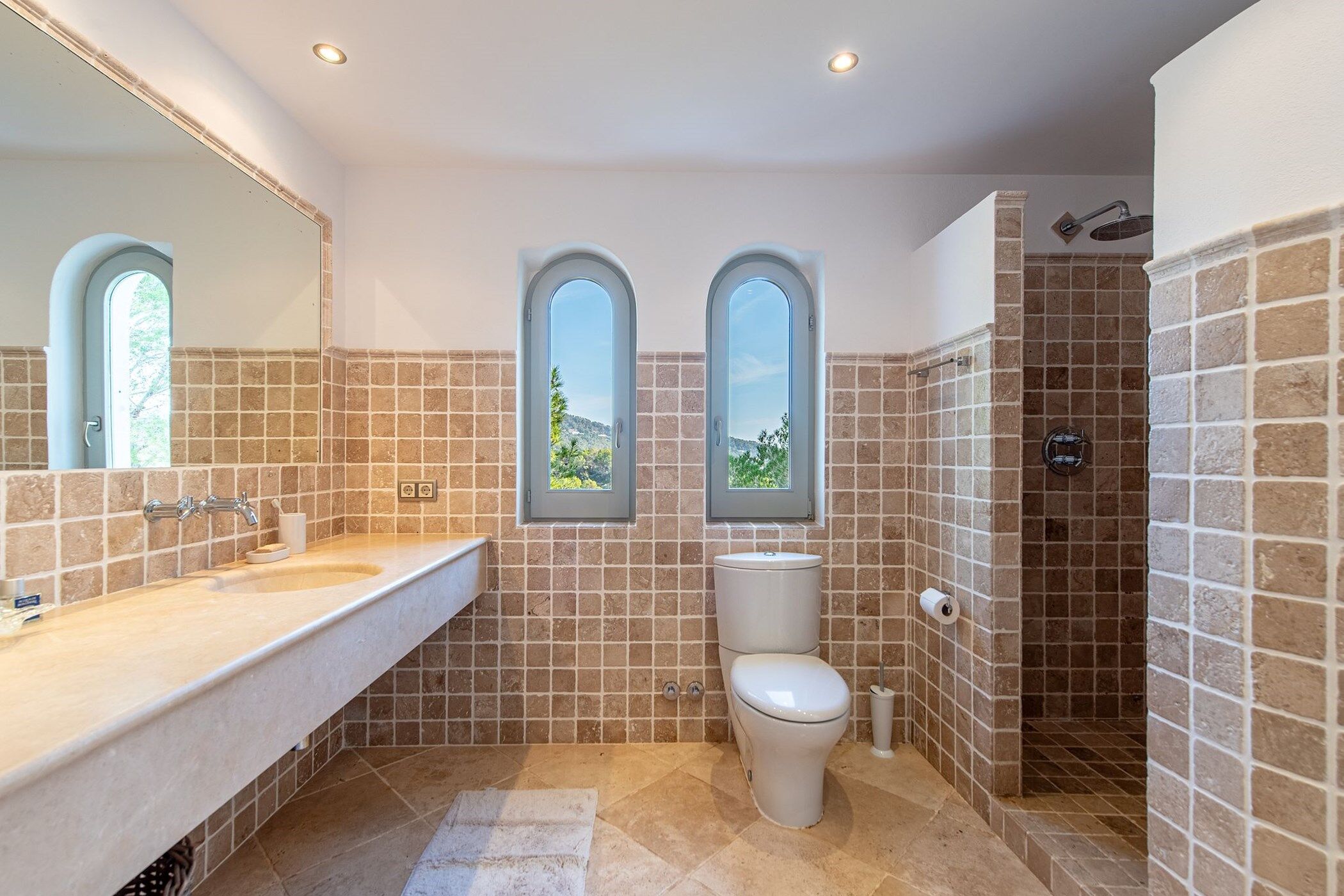 Villa Azure Gallary Image 1