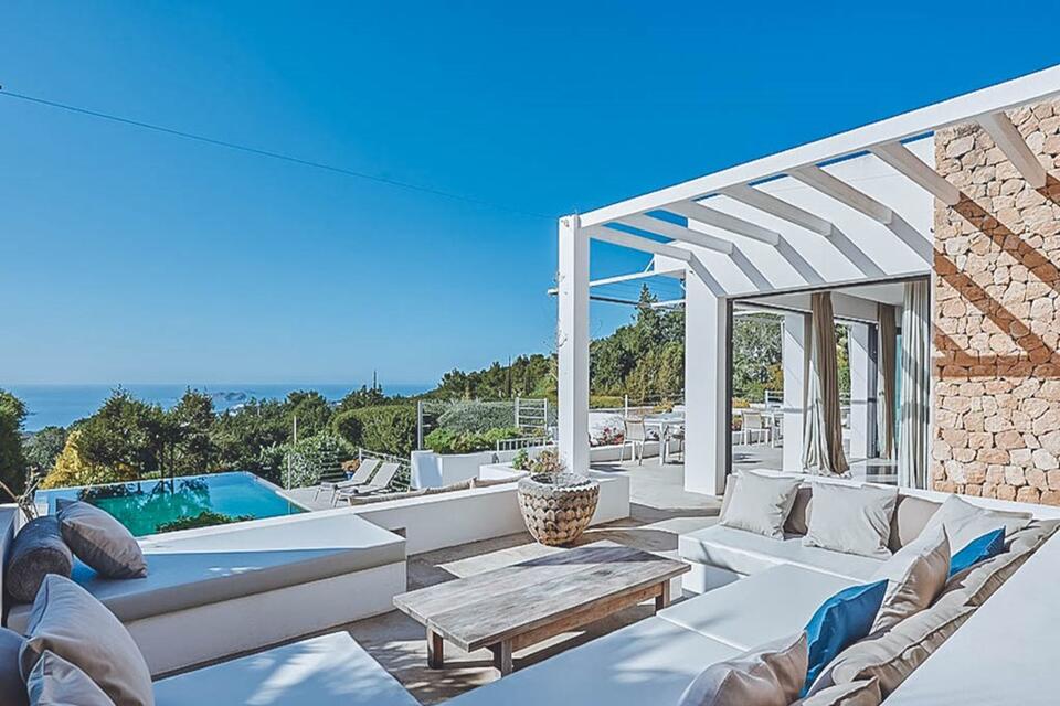 Villa Brielle Gallery Image 2