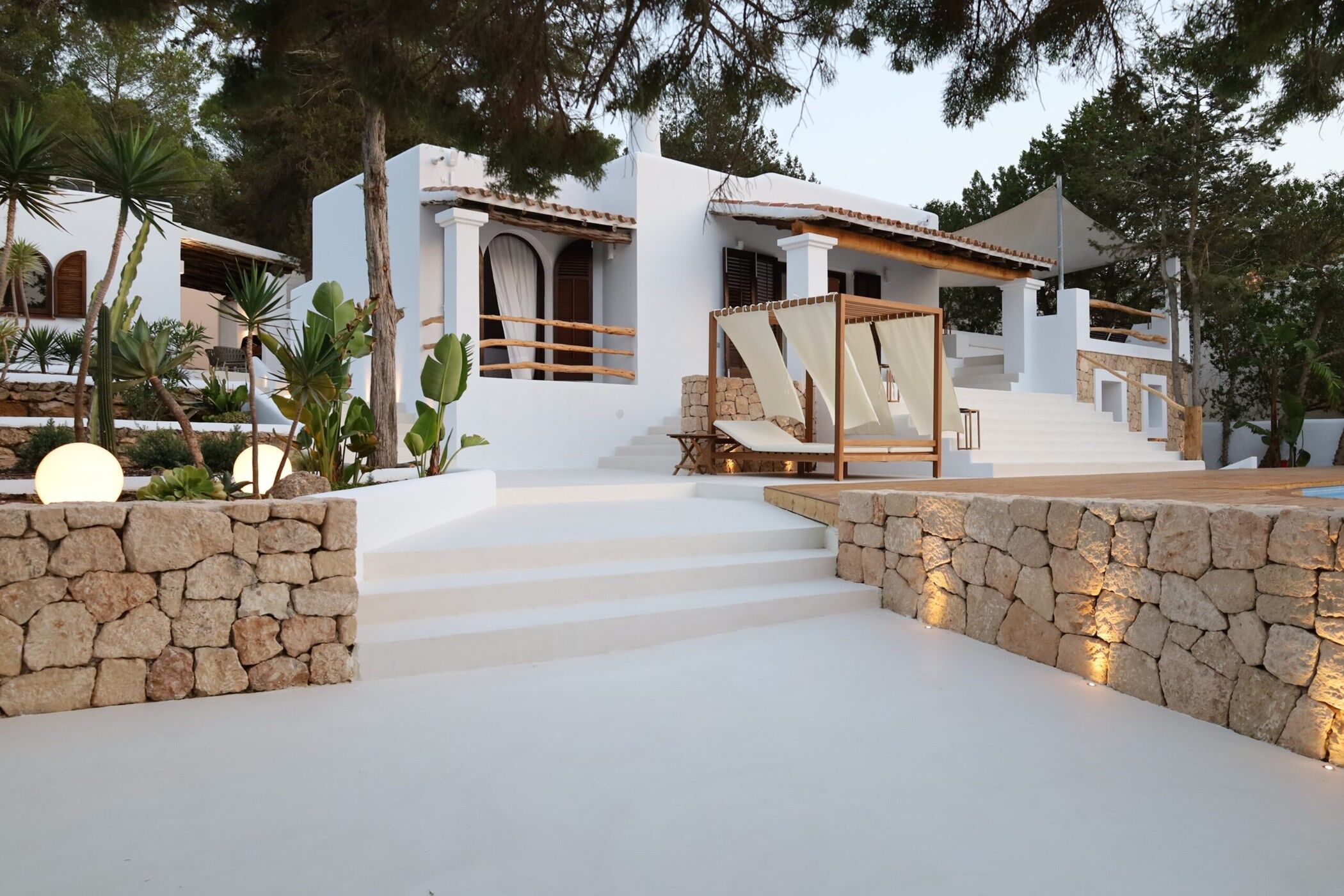 villa-cala-tarida-rafael-image-1