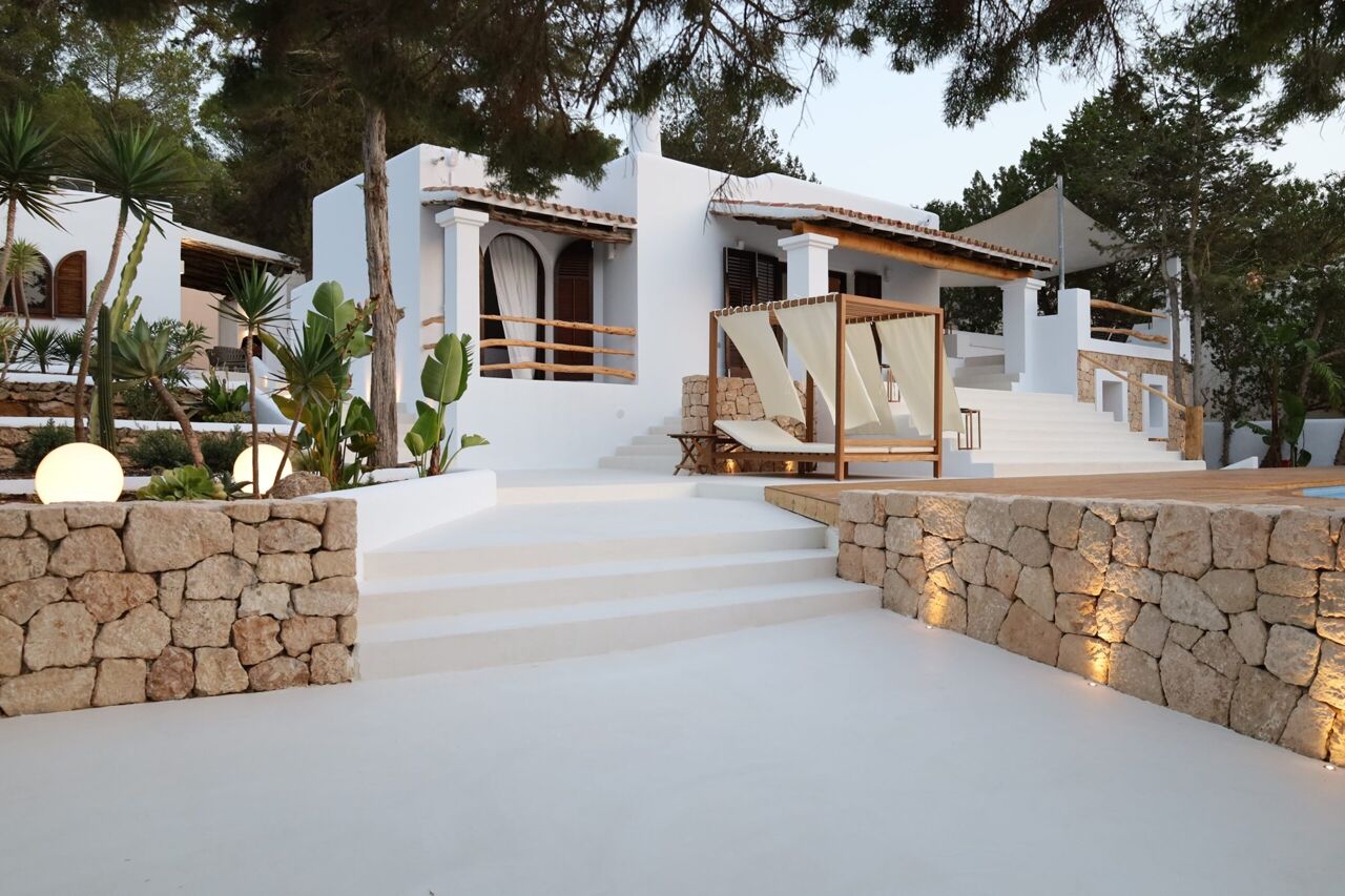 villa-cala-tarida-rafael-image-1