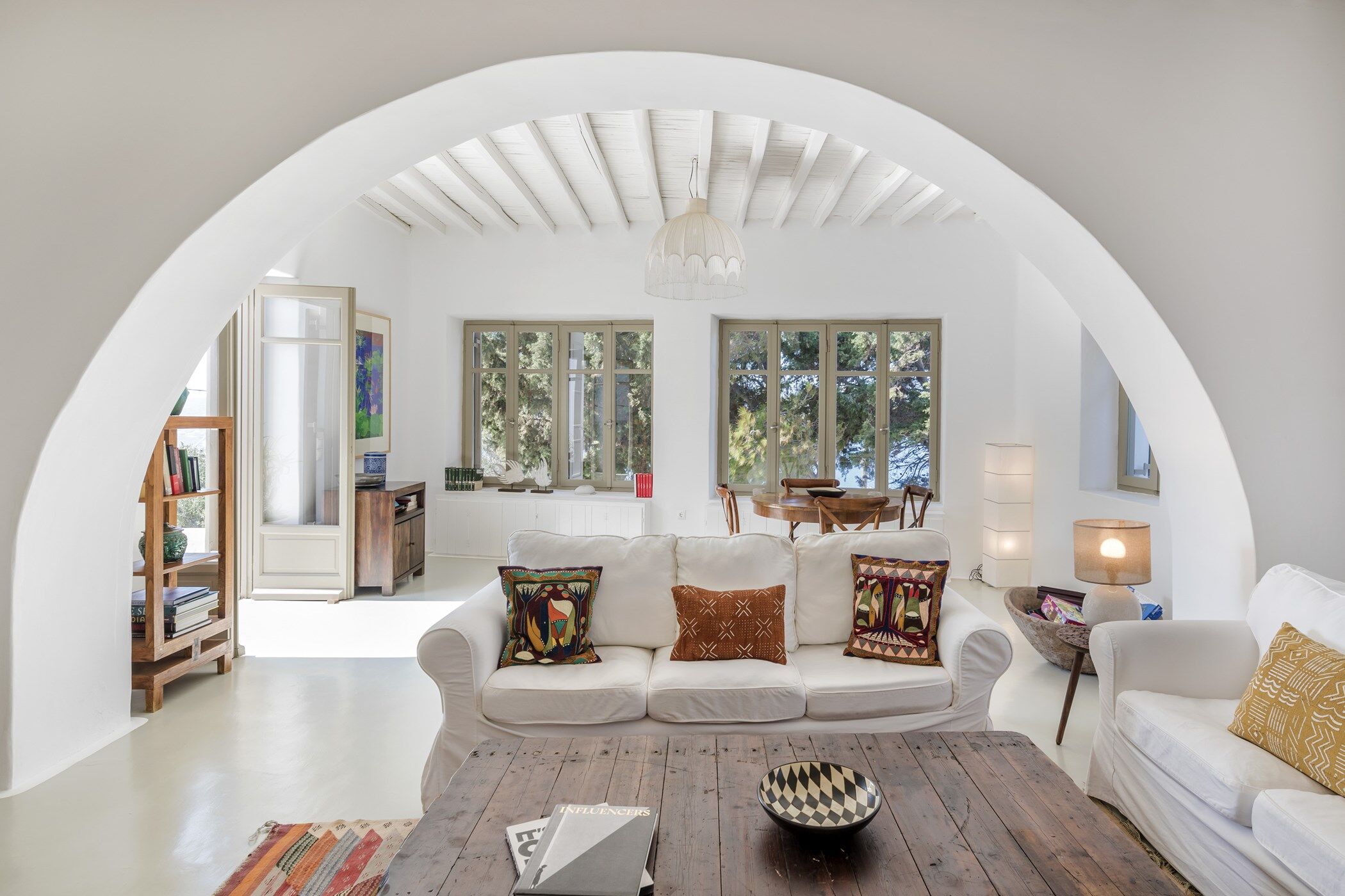 Villa Downtown Gallary Image 1
