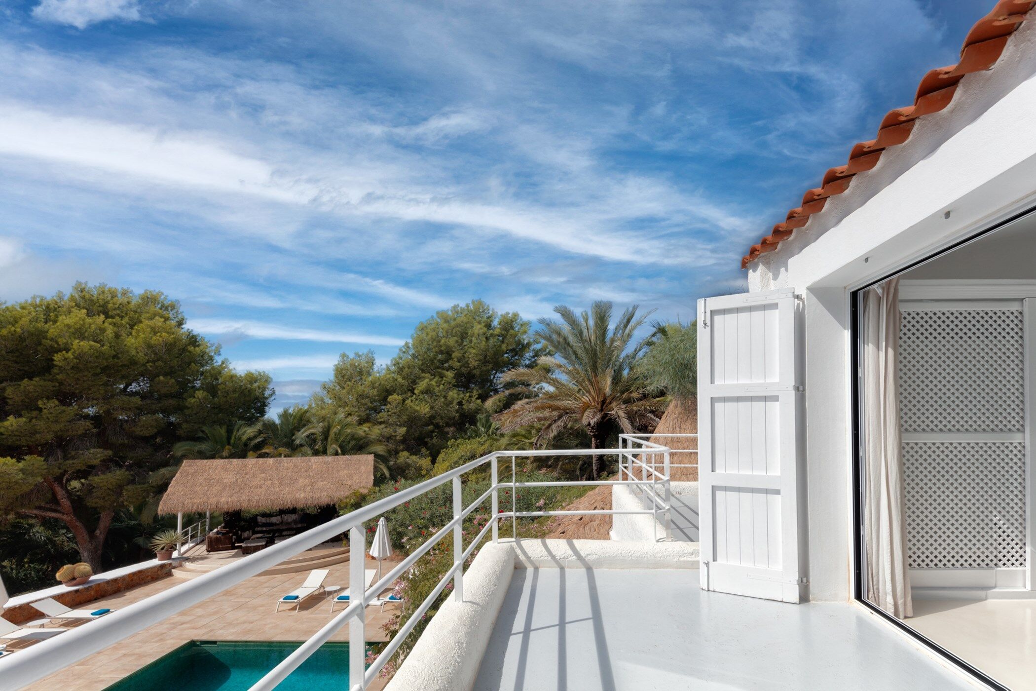 Villa Esther Gallary Image 1