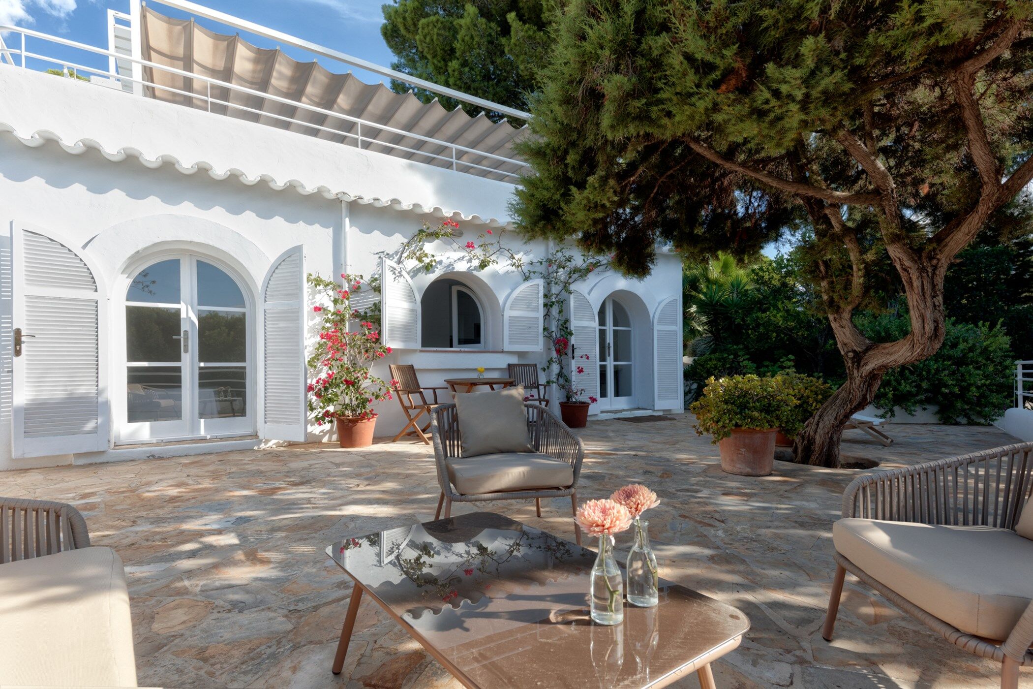Villa Esther Gallary Image 4
