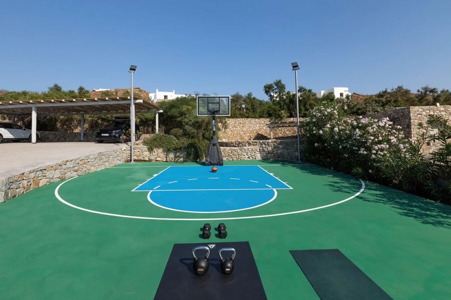 Basketball court at the Mykonos luxury villa Harmony