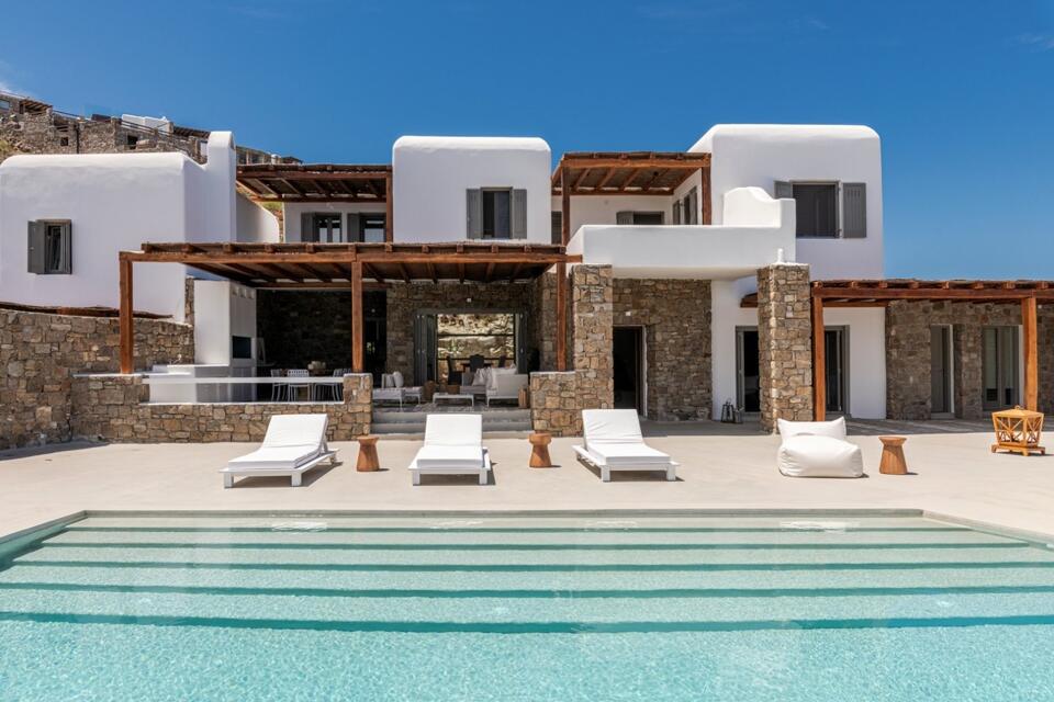 Villa Leah Gallery Image 1