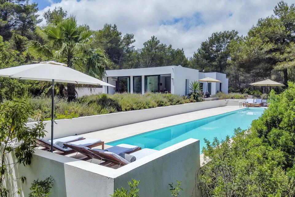 Villa Mariola Gallery Image 1