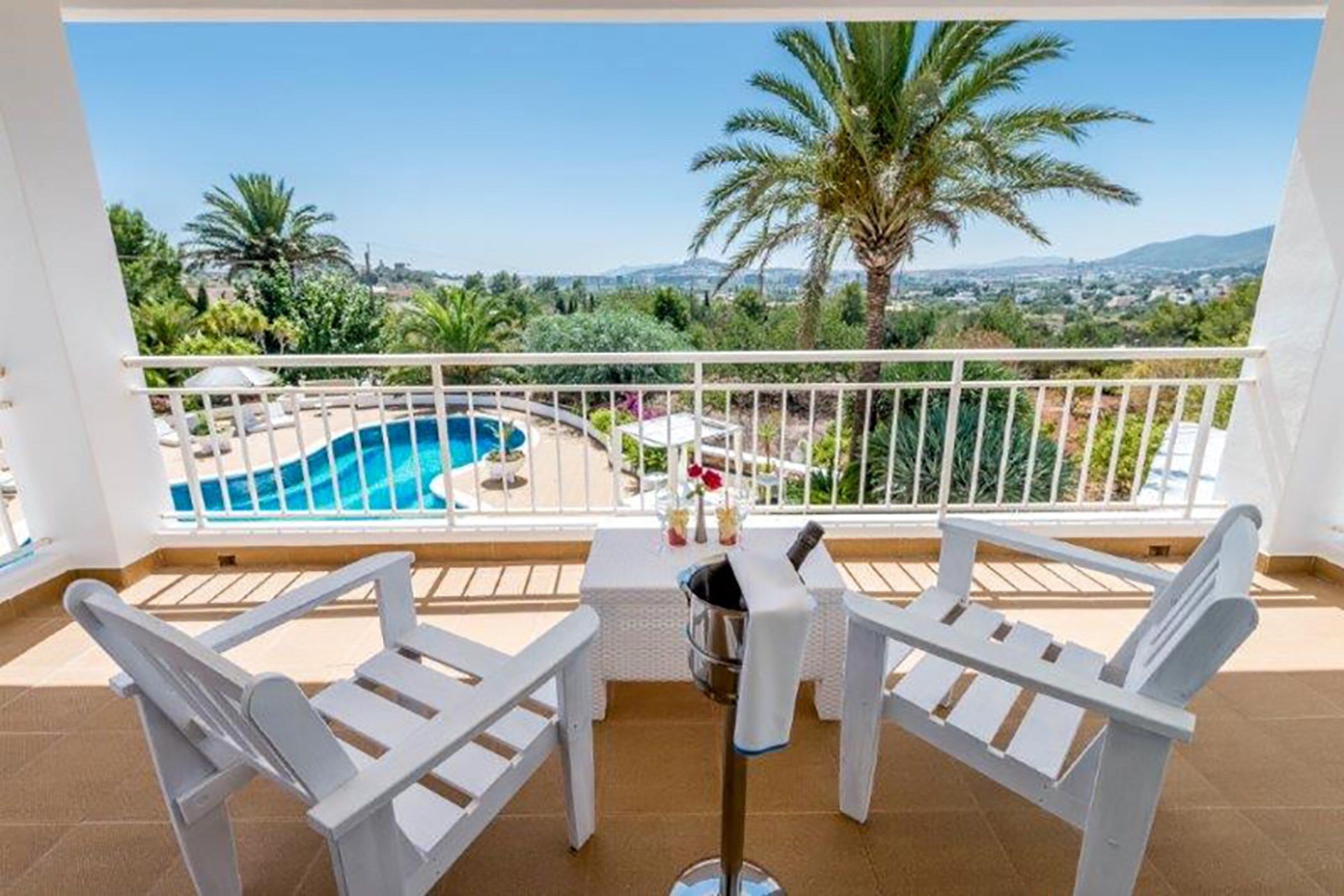 Villa Nicolas Gallary Image 1